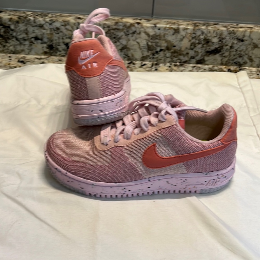 Womens Nike Air Force 1 Low Crater Flyknit Pink- Like New